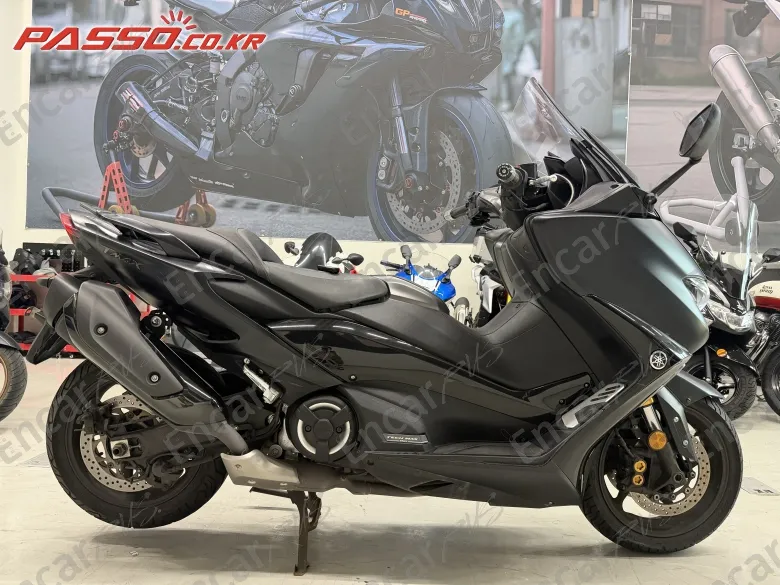 Yamaha T Max 560