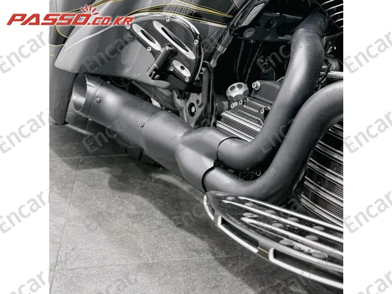 Harley-Davidson Fltr - фото 6