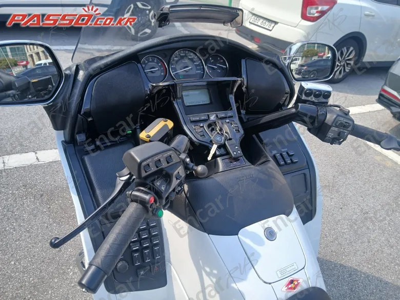 Honda Goldwing 1800 - фото 3