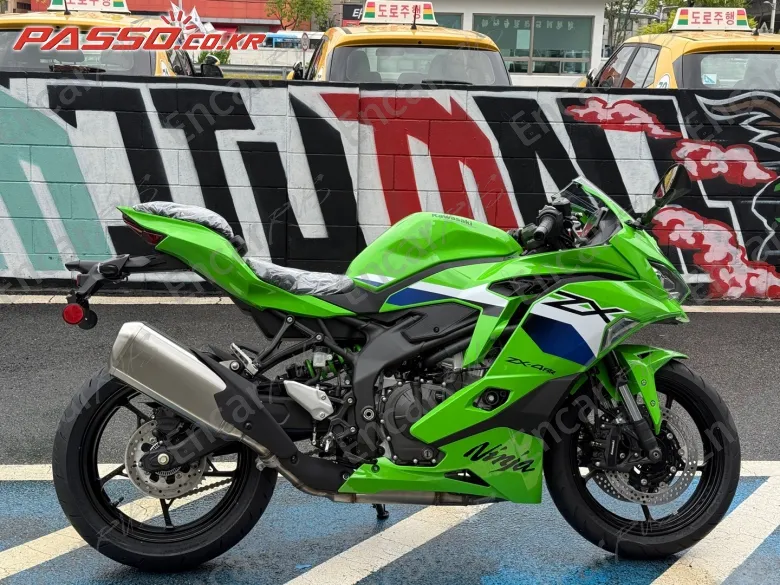 Kawasaki Ninja Zx 4 Rr 2027, фото 1