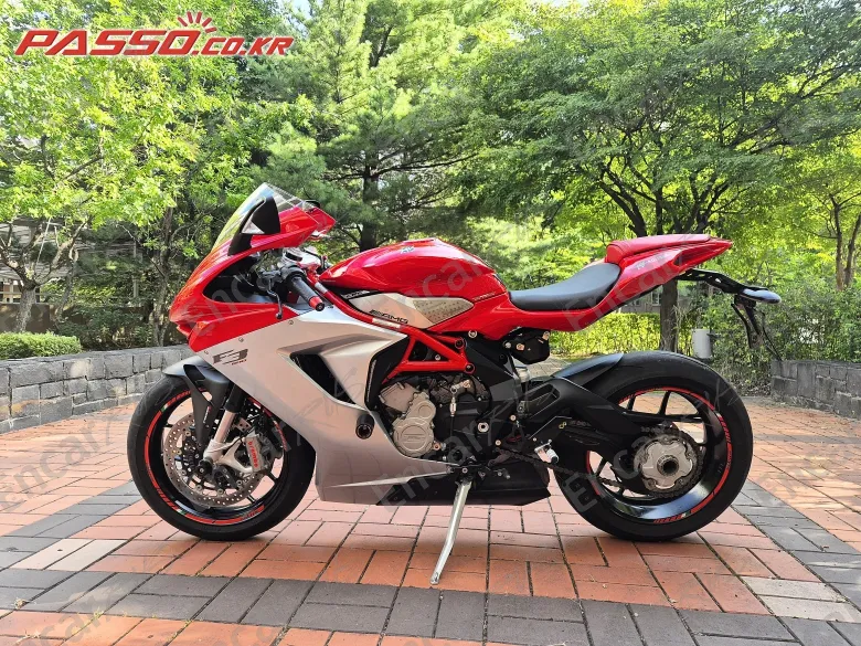 Mv Agusta F3 800 - фото 1