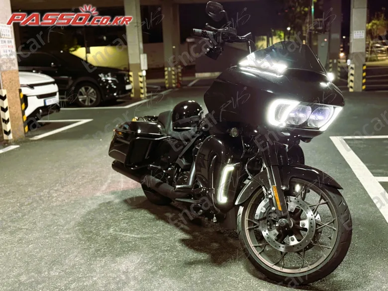 Harley-Davidson Road Glide St