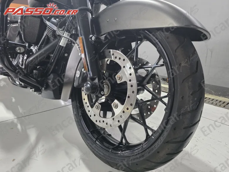 Harley-Davidson Road King Special - фото 5