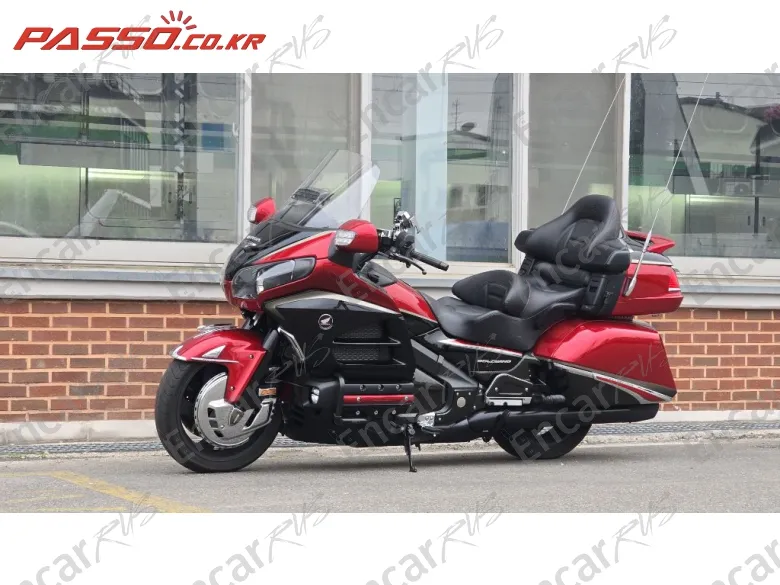 Honda Goldwing 1800 - фото 1