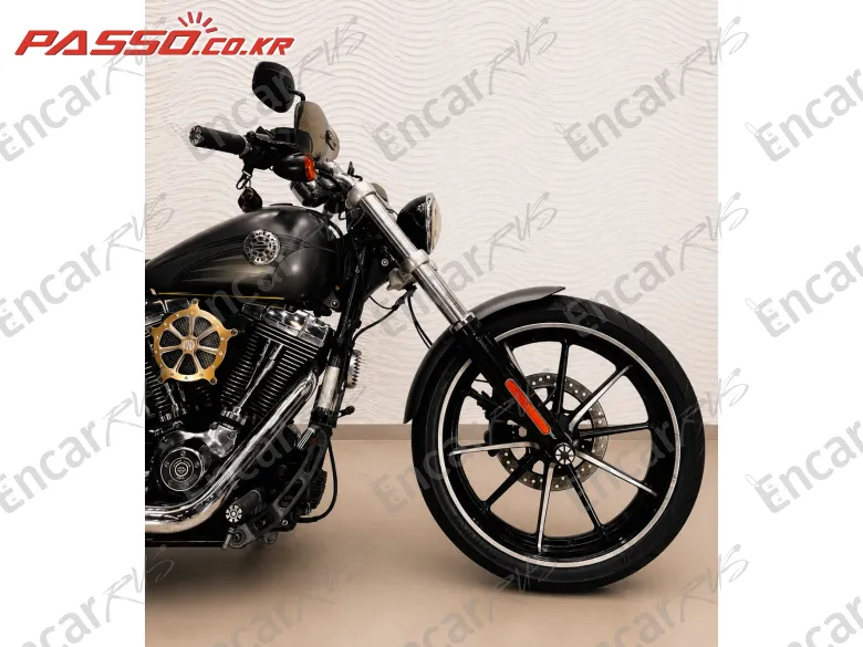 Harley-Davidson Breakout - фото 5
