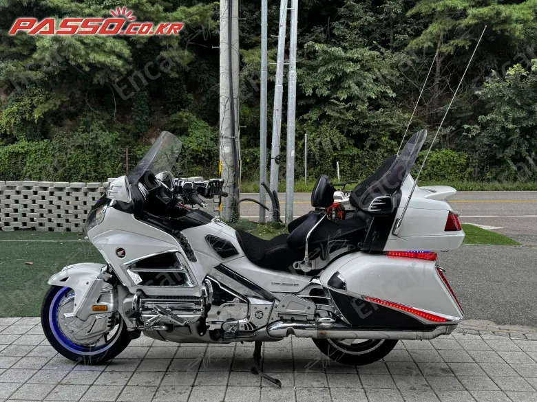 Honda Goldwing 1800 - фото 1