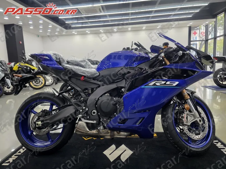 Yamaha Yzf R1 2027, фото 1