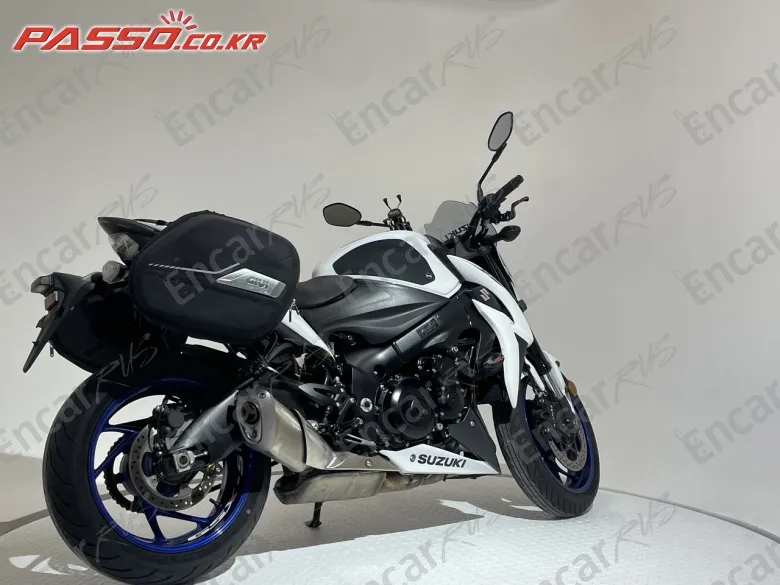 Suzuki Gsx S 1000 - фото 2