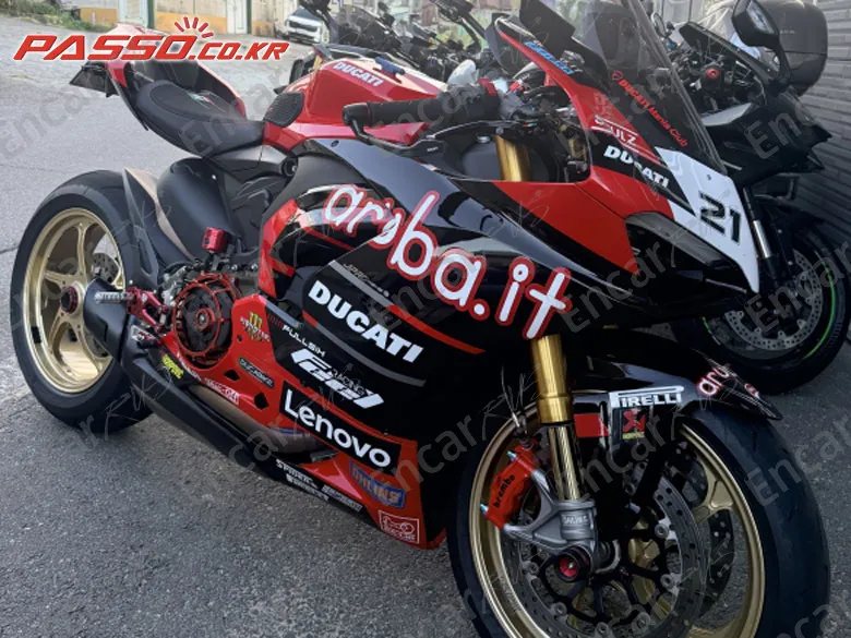 Ducati Panigale V2 2025, фото 1