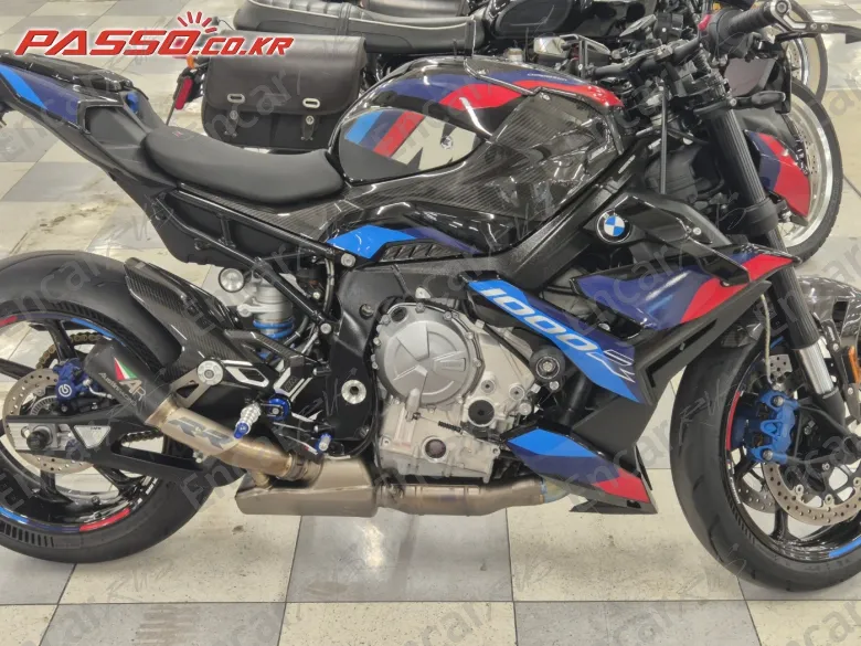 BMW M 1000 R 2023, фото 1