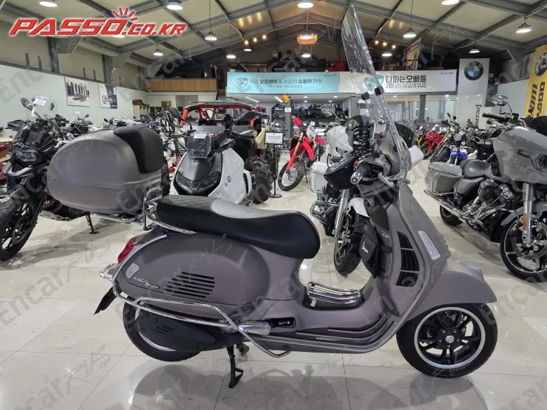 Vespa Gts 300 Super Tech - фото 0