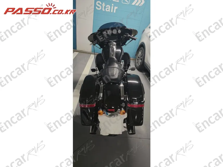 Harley-Davidson Flhxs Street Glide Special - фото 2
