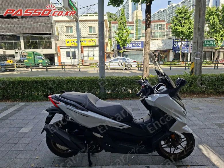 Honda Forza 350 2025, фото 1