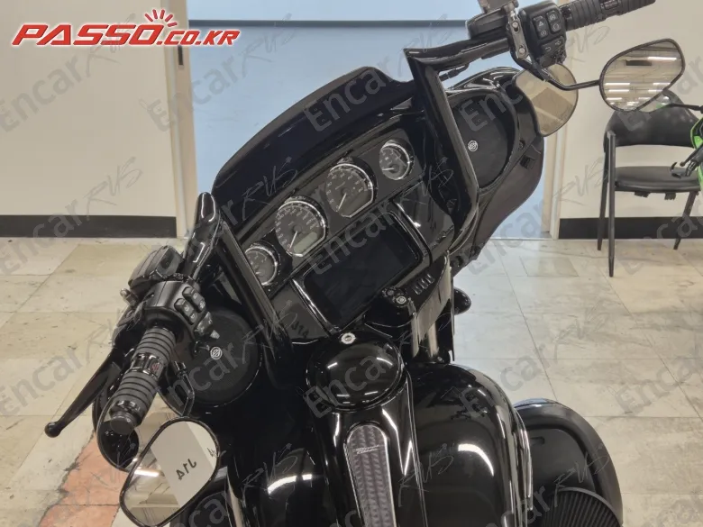 Harley-Davidson Flhxs Street Glide Special - фото 3