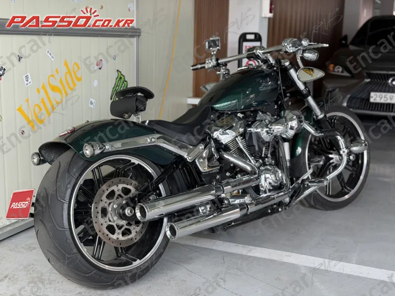 Harley-Davidson Breakout 114 - фото 2