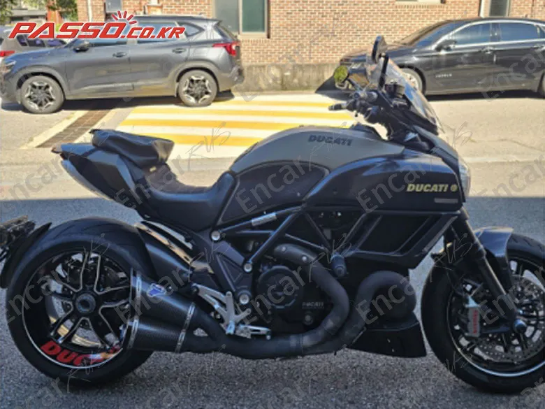 Ducati Diavel Titanium 2015, фото 1