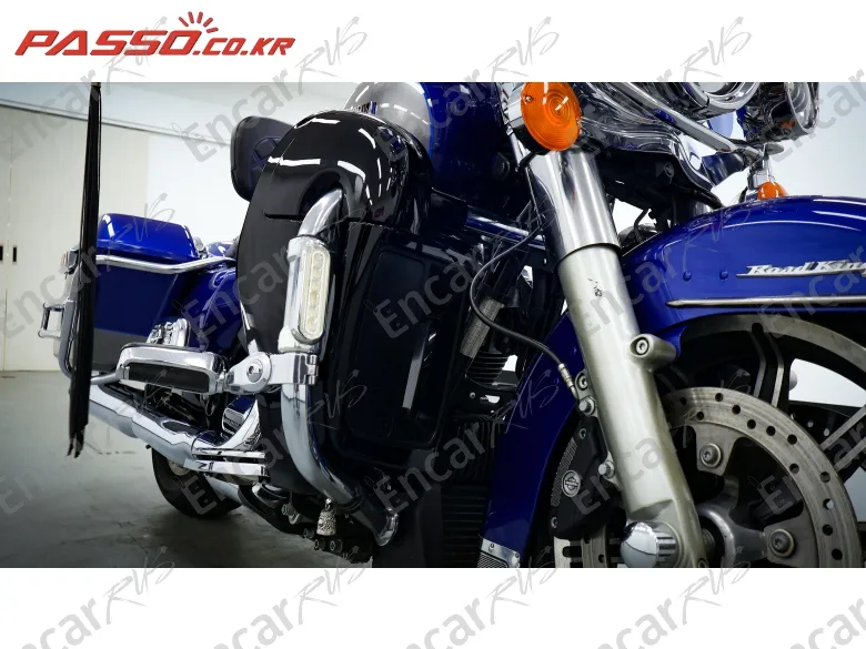 Harley-Davidson Flhr - фото 6