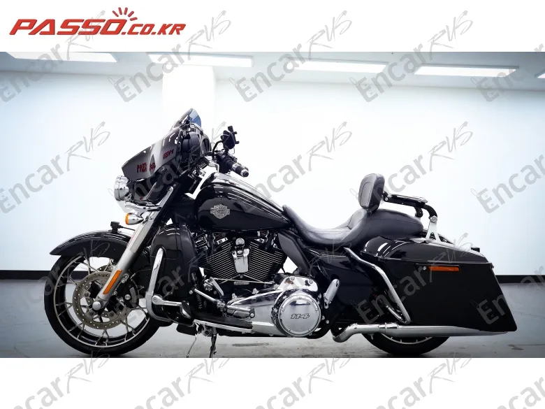 Harley-Davidson Flhxs Street Glide Special - фото 1