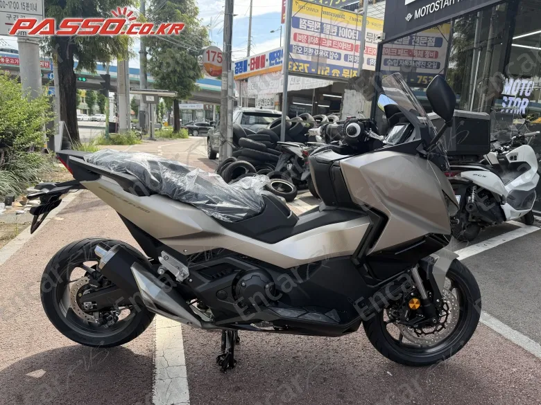 Honda Forza 750 2026, фото 1