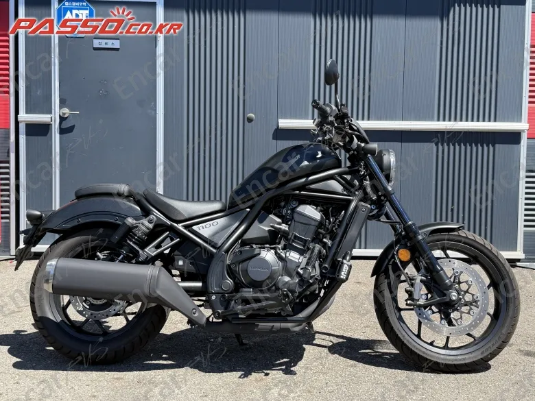 Honda Rebel 1100 Mt