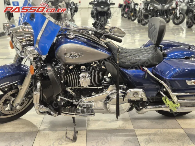 Harley-Davidson Flhr - фото 1