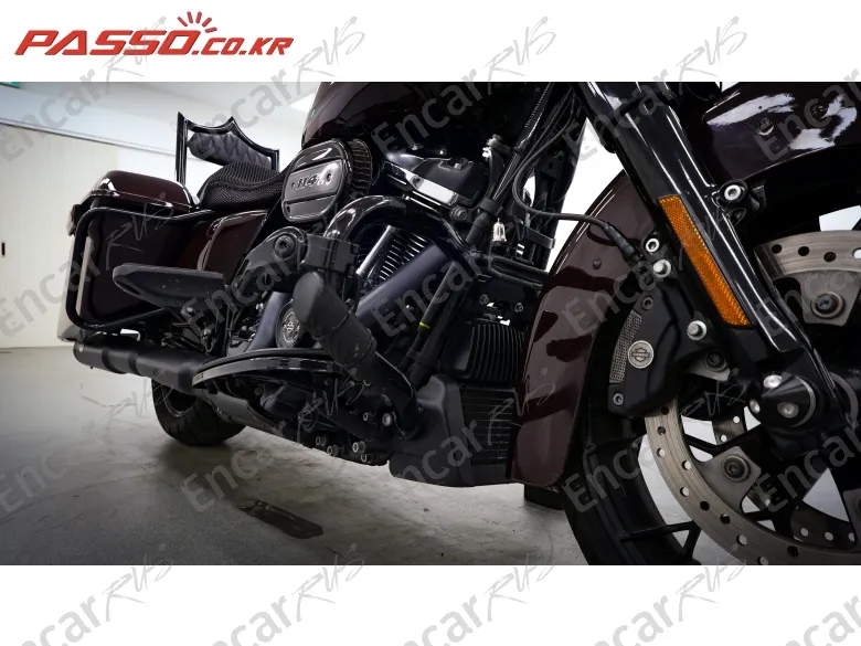 Harley-Davidson Road King Special - фото 6