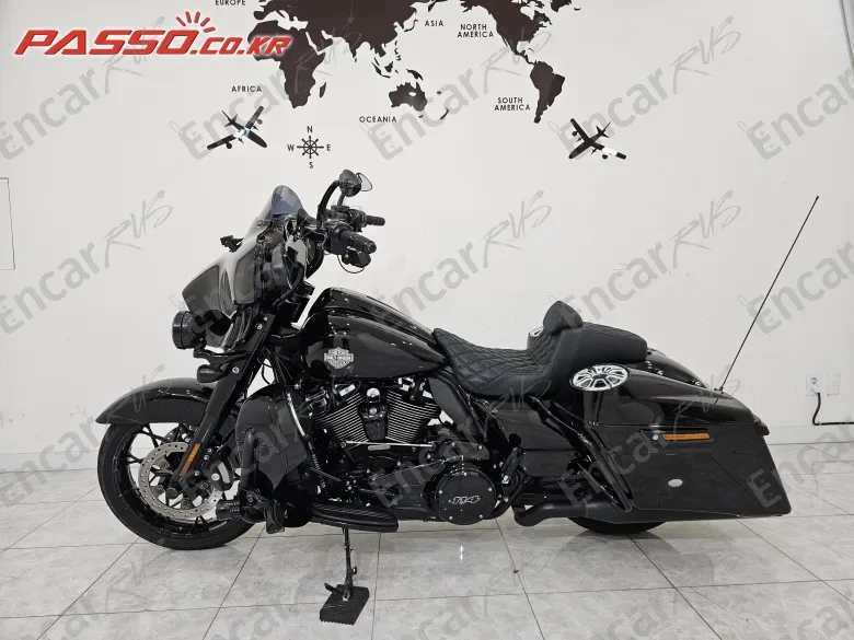 Harley-Davidson Flhxs Street Glide Special - фото 1