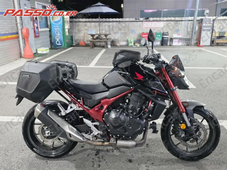 HONDA CB 750 HORNET 2023, фото 1