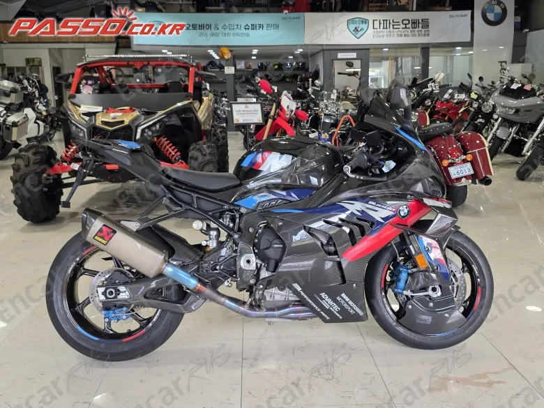 BMW M 1000 RR