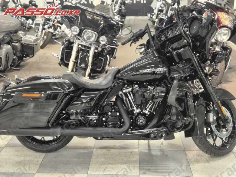 Harley-Davidson Flhxs Street Glide Special 2021, фото 1