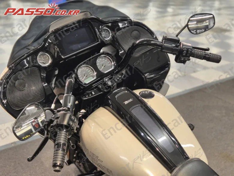 Harley-Davidson Road Glide St - фото 3
