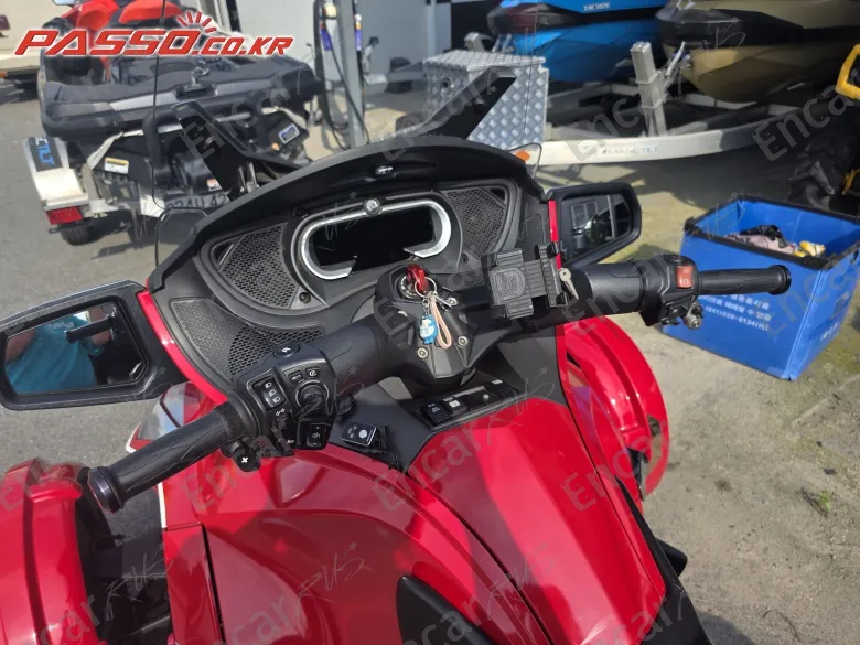 Brp Can-Am Spyder Rt - фото 3