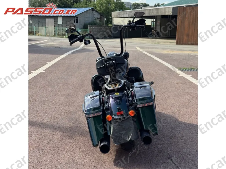 Harley-Davidson Road King Special - фото 2
