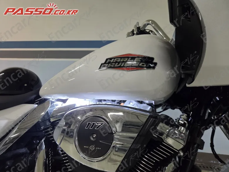 Harley-Davidson Fltr - фото 1