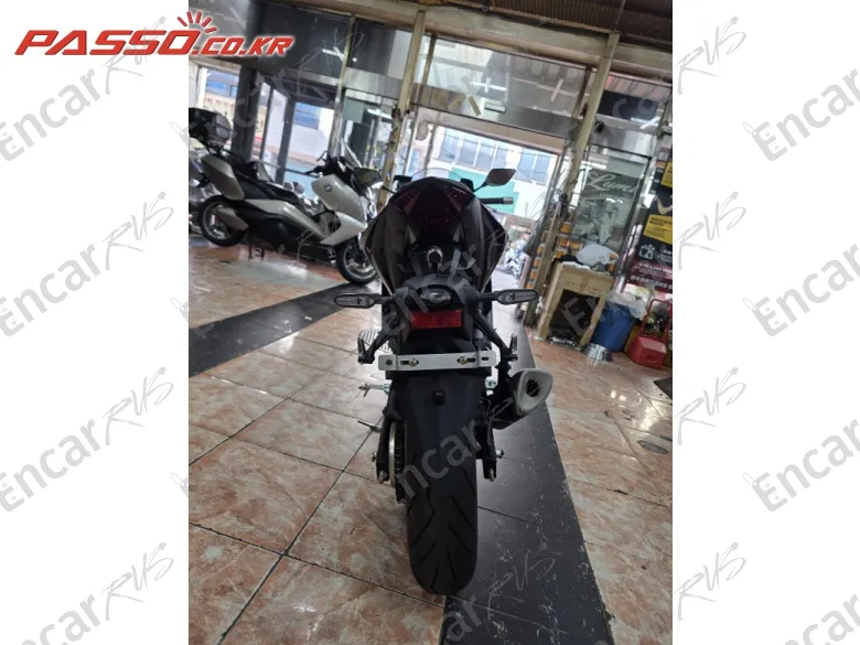 Yamaha Yzf R3 - фото 2