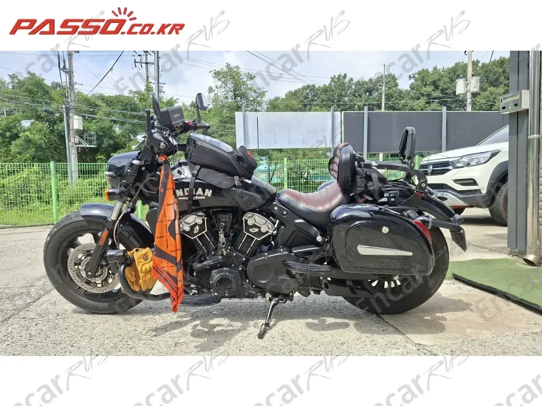 Indian Scout Bobber - фото 1