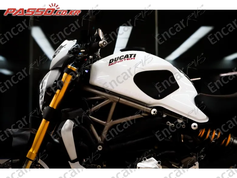 Ducati Monster 1200 S - фото 5