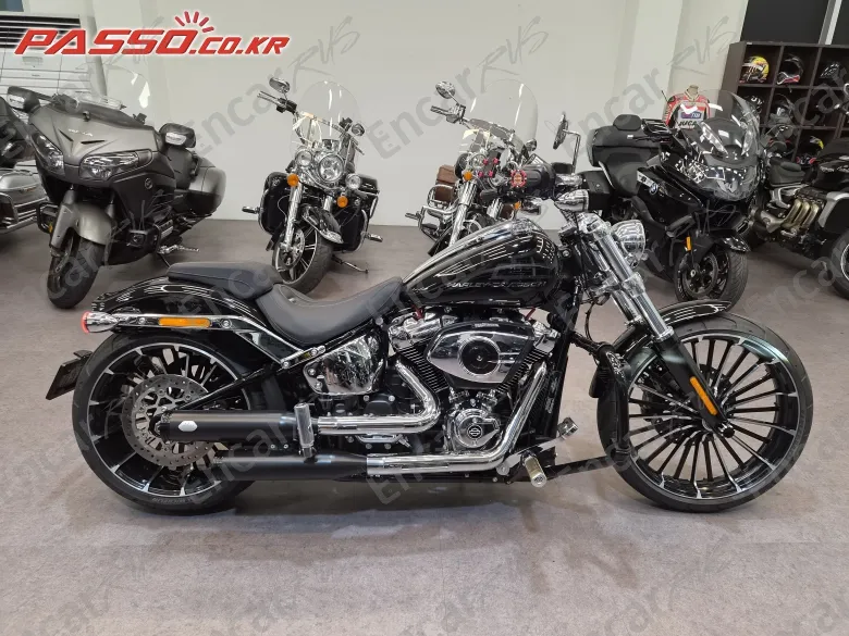 Harley-Davidson Breakout 117 2025, фото 1