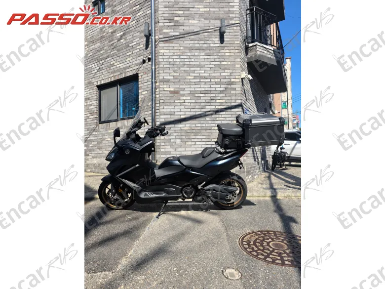 Yamaha T Max 560 - фото 5