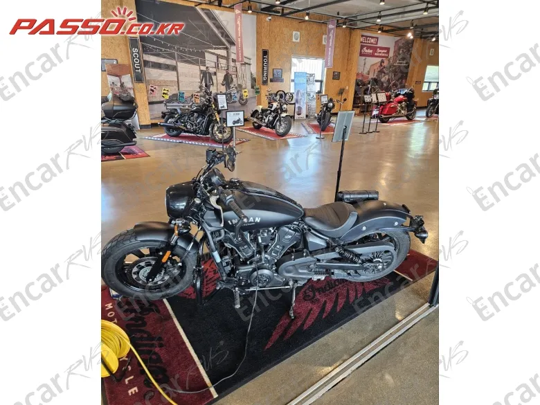 Indian Scout Bobber - фото 1