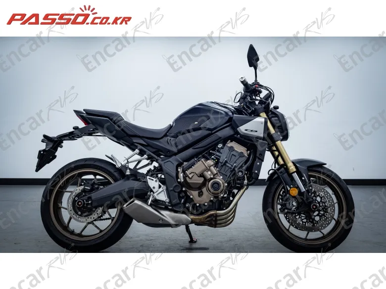 HONDA CB 650 R E-CLUTCH 2025, фото 1