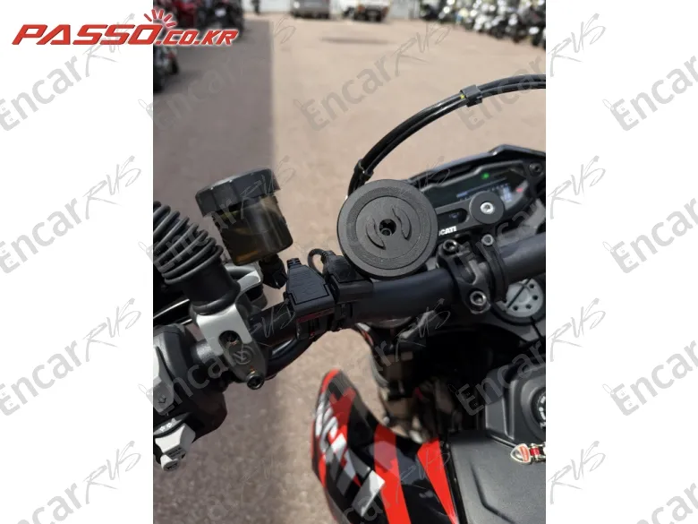 Ducati Hypermotard 698 Mono Rve - фото 3