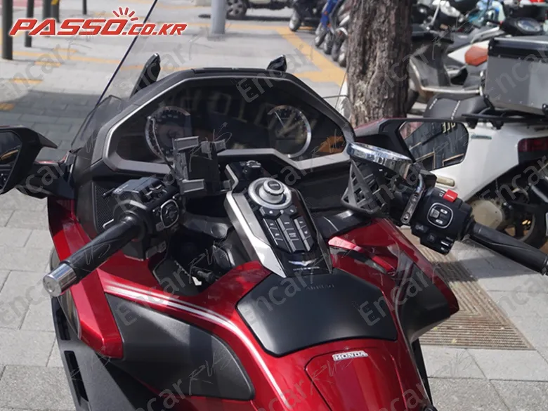 Honda Goldwing Tour Dct Airbag - фото 3