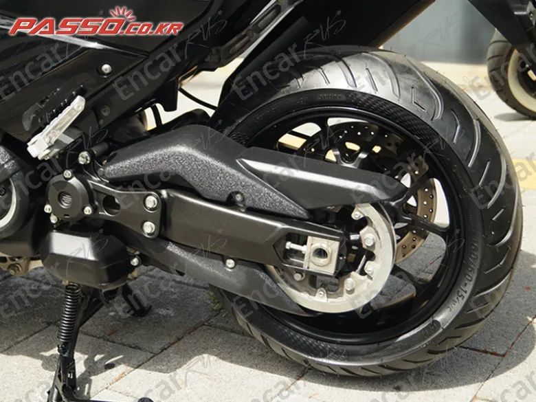 Yamaha T Max 560 - фото 4