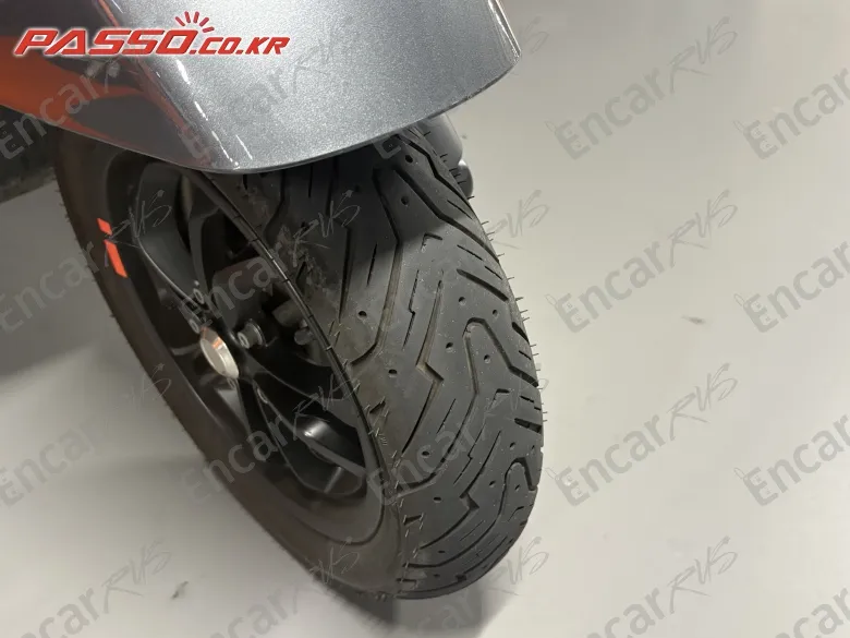 Vespa Gtv 300 - фото 5