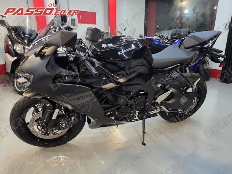 Kawasaki Zx 6 R - фото 1