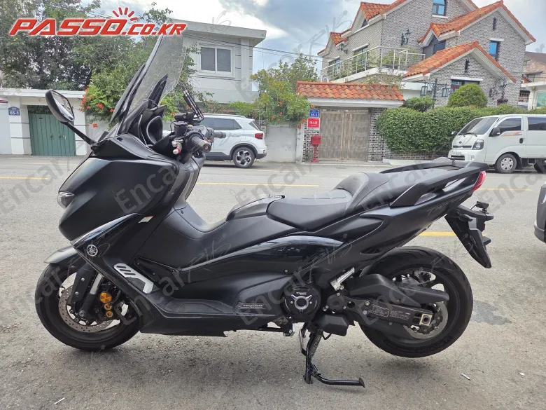 Yamaha T Max 560 - фото 1