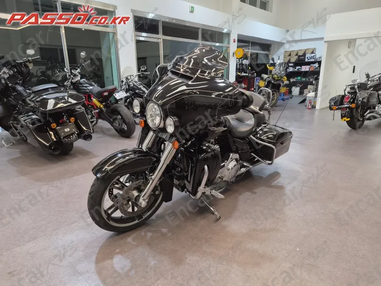 Harley-Davidson Flhx - фото 4