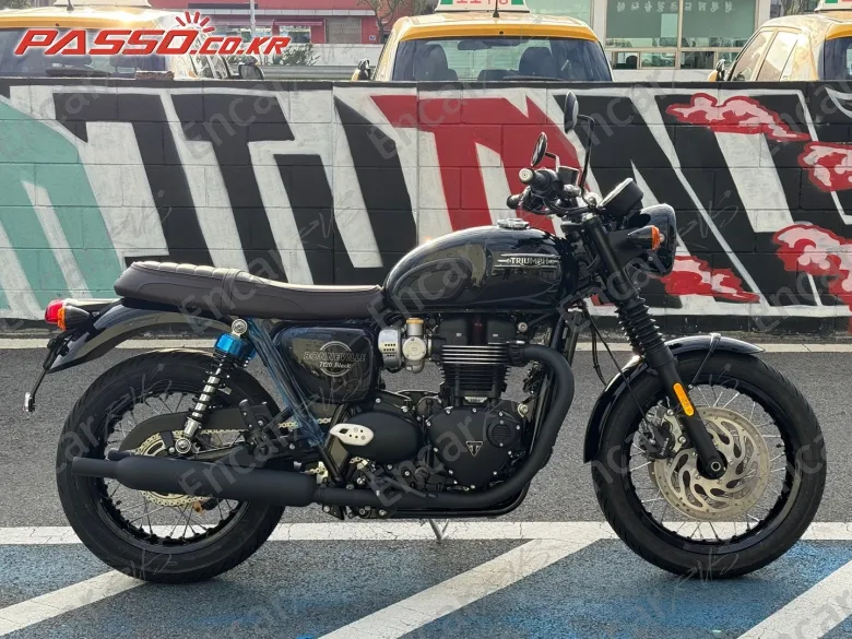 Triumph Bonneville T120 Black 2027, фото 1
