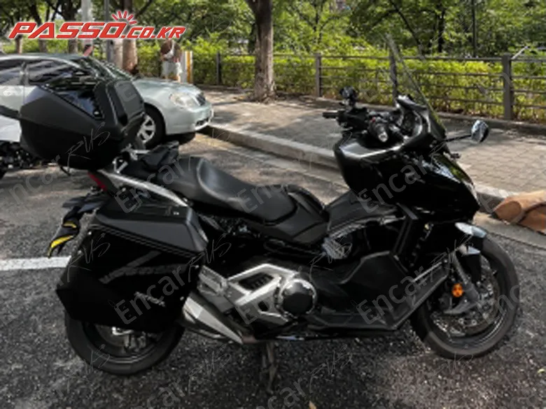 Honda Forza 750 2021, фото 1